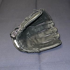 Adidas easy close 10 inch baseball glove
